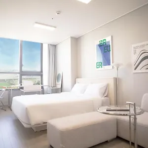  Apartment Uh Flat The Songdo